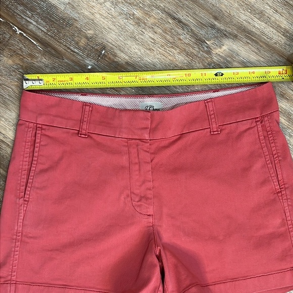 J Crew Women's Pink Chino Shorts 4" Inseam Size 6 Classic Preppy Quite Lux - Picture 4 of 13